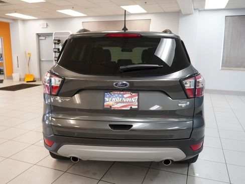 Used 2018 Ford Escape SEL image 9
