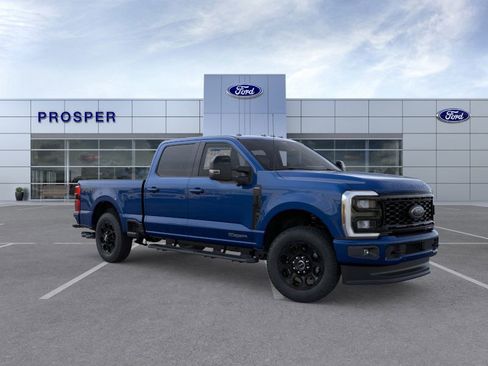 New 2026 Ford F250 Lariat w/ Black Appearance Package image 7