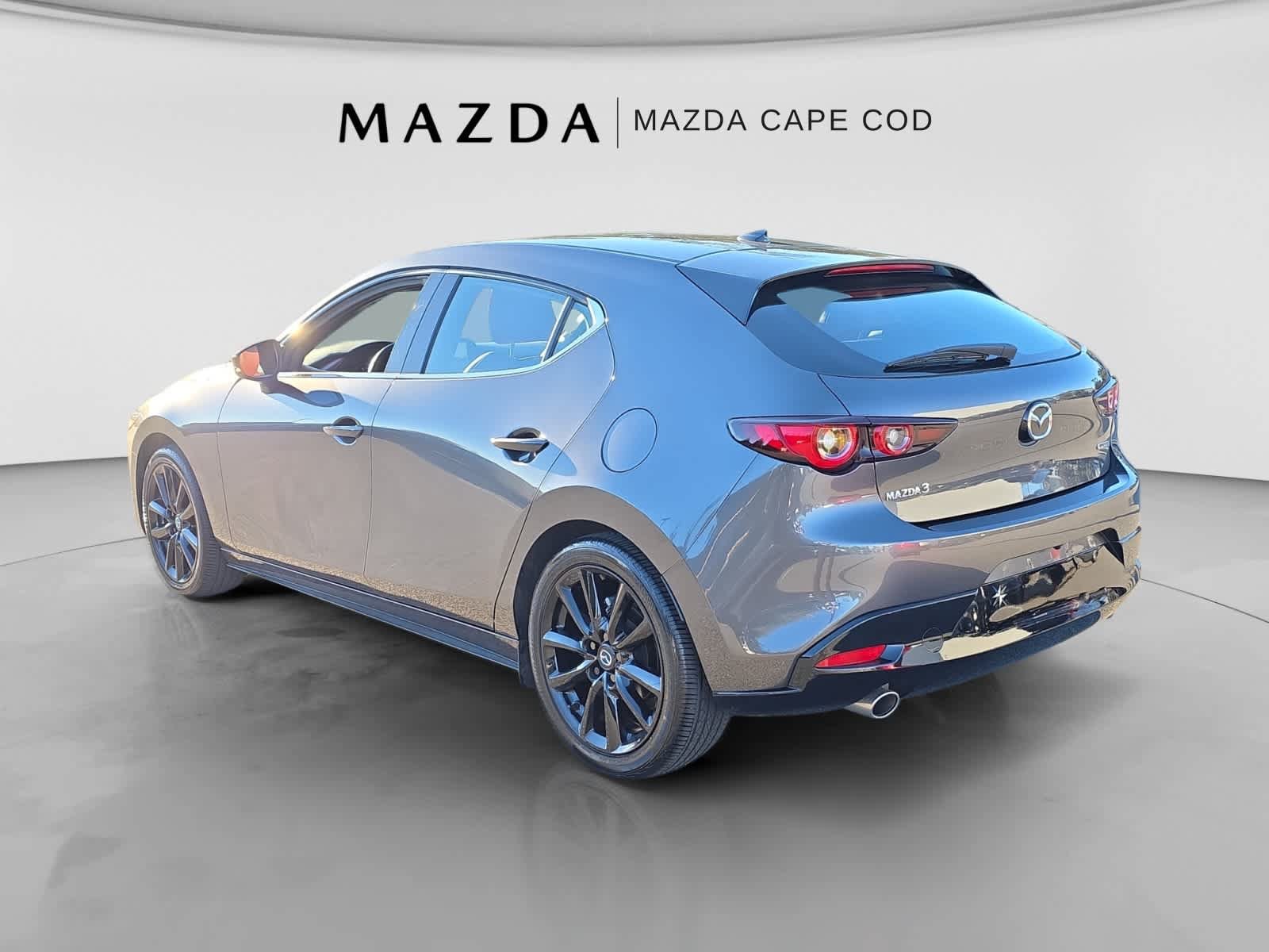 Used 2025 MAZDA MAZDA3 2.5 S Hatchback w/ Premium Pkg FWD image 6
