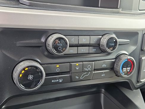 Used 2024 Ford F250 XLT w/ FX4 Off-Road Package image 17