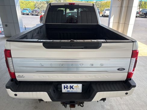 Used 2019 Ford F250 Limited image 27