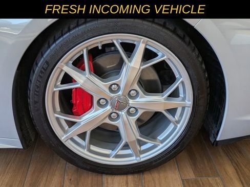 Used 2022 Chevrolet Corvette Stingray Premium Cpe w/ Engine Appearance Package image 8