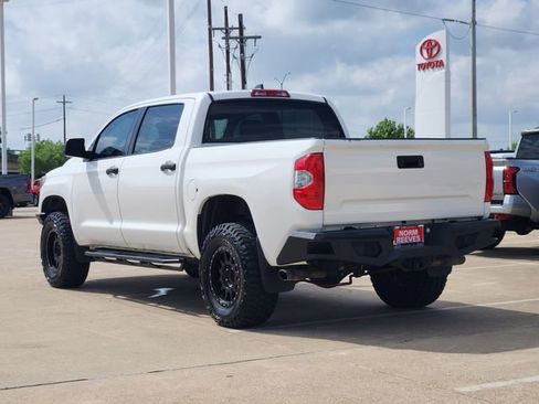 Used 2021 Toyota Tundra SR5 w/ SR5 Upgrade Package AWD/4WD image 4