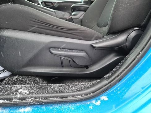 Used 2020 Toyota RAV4 LE image 15