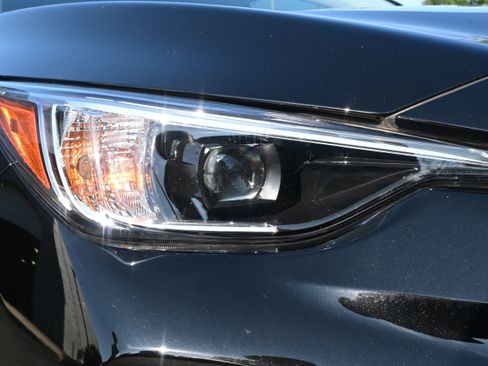 Certified 2024 Subaru Impreza 2.0i Sport AWD/4WD image 11