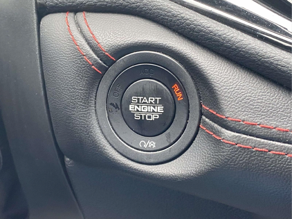 Used 2025 Dodge Durango GT RWD image 23