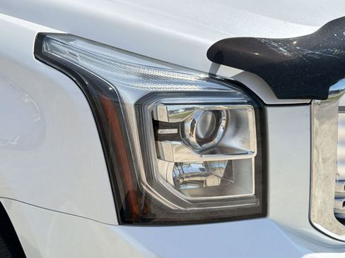 Used 2017 GMC Yukon Denali w/ Open Road Package image 11