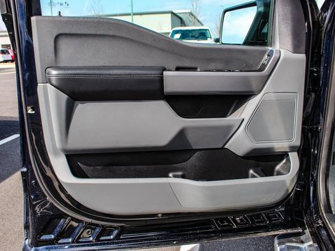 Used 2023 Ford F150 XLT w/ XTR Package image 34