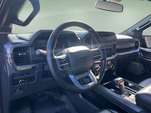 Used 2025 Ford F150 Lariat AWD/4WD image 23