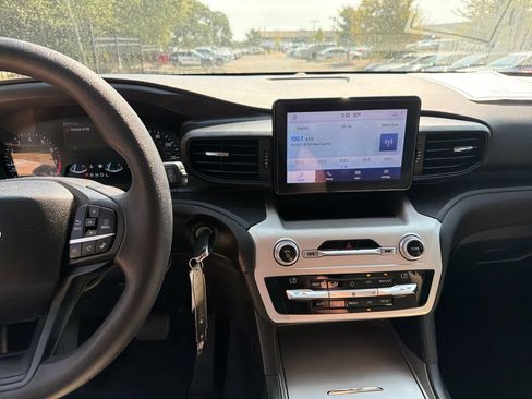 Used 2021 Ford Explorer 2WD image 20