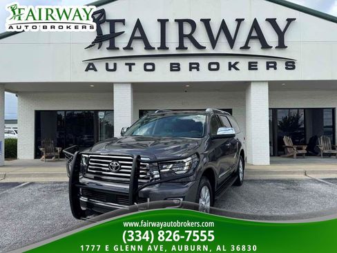 Used 2021 Toyota Sequoia Platinum AWD/4WD image 1