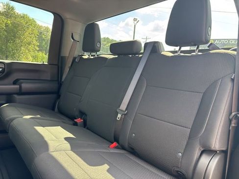 Used 2024 Chevrolet Silverado 2500 Custom image 19