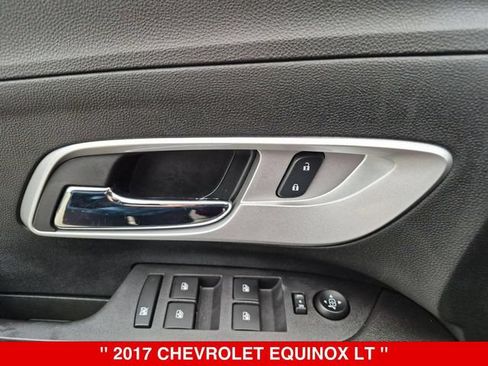 Used 2017 Chevrolet Equinox LT w/ Convenience Package AWD/4WD image 12