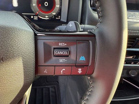 Used 2026 Nissan Rogue SL image 27