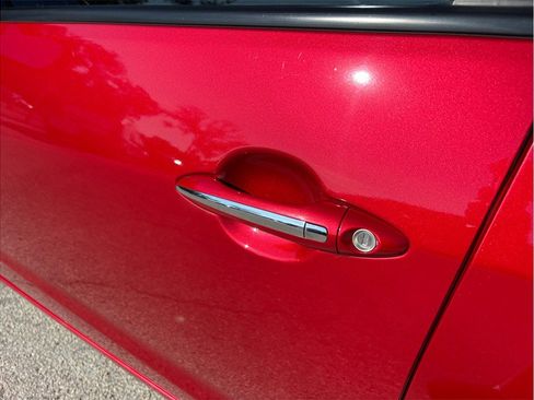 Used 2017 Kia Forte SX image 15