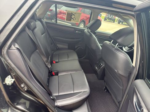 Used 2018 Subaru Outback 2.5i Limited image 14