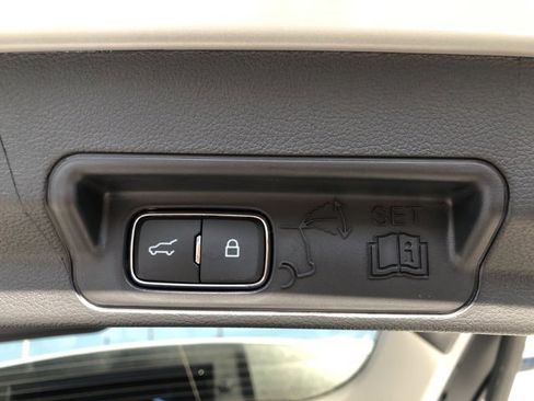 New 2025 Ford Explorer Active w/ Active Comfort Package image 29