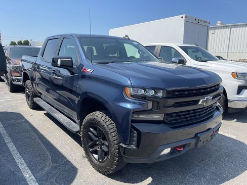 Used 2020 Chevrolet Silverado 1500 LT Trail Boss AWD/4WD image 12