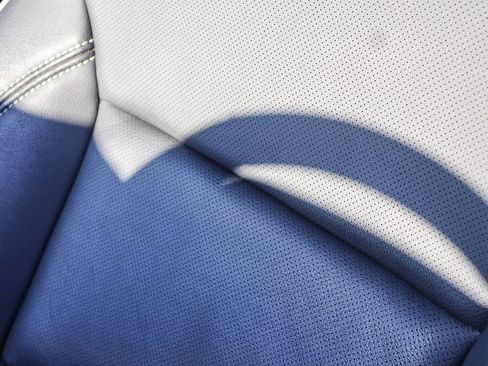 Used 2023 Chevrolet Traverse Premier w/ Redline Edition image 27