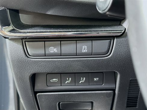 Used 2024 MAZDA MAZDA3 s image 16