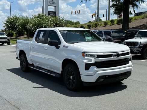 Used 2024 Chevrolet Silverado 1500 RST w/ Convenience Package II AWD/4WD image 7