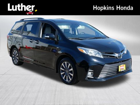 Used 2020 Toyota Sienna Limited Premium AWD/4WD image 1