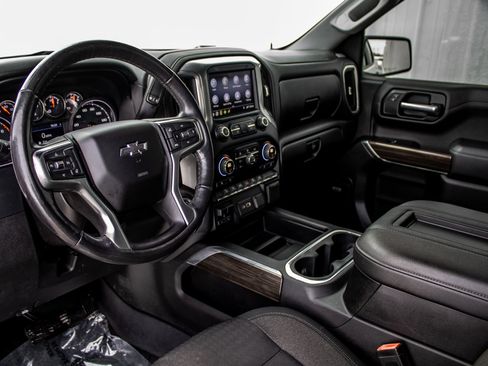 Used 2019 Chevrolet Silverado 1500 LT Trail Boss image 18