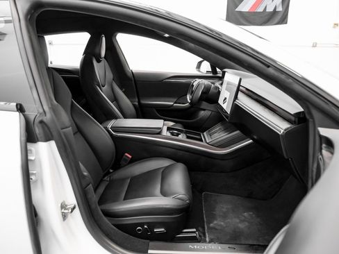 Used 2023 Tesla Model S image 31