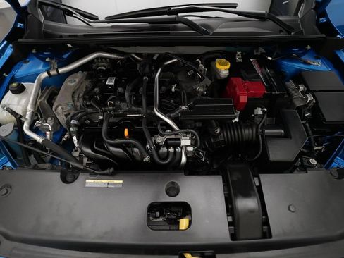 Used 2025 Nissan Sentra SV FWD image 3