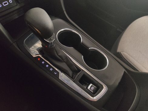 Used 2023 Chevrolet Equinox LS image 26