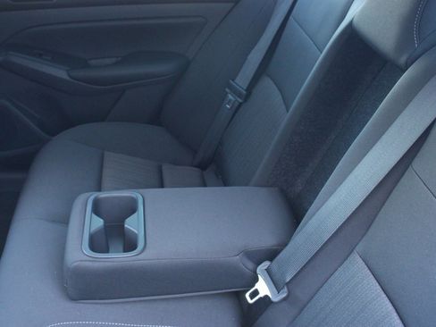 New 2025 Nissan Altima 2.5 S image 18