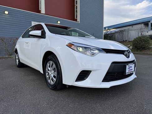 Used 2014 Toyota Corolla LE image 7