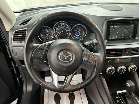 Used 2016 MAZDA CX-5 Touring image 4