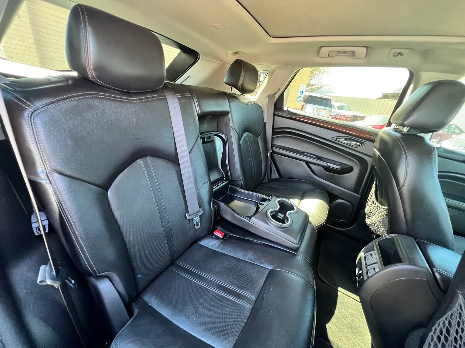 Used 2014 Cadillac SRX Luxury w/ Driver Awareness Package FWD image 25