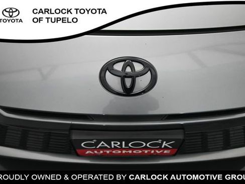 Used 2025 Toyota Camry SE w/ Convenience Package FWD image 37