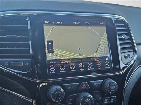 Used 2019 Jeep Grand Cherokee Limited image 13