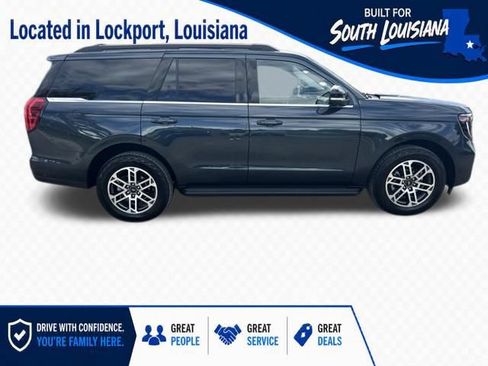 Used 2025 Ford Expedition Active AWD/4WD image 6