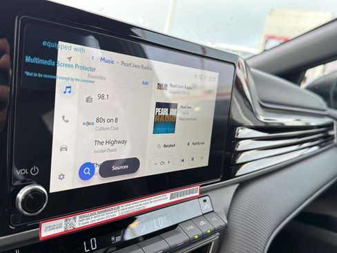 New 2026 Toyota Camry SE FWD image 24