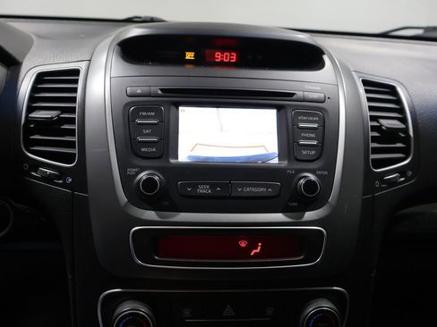 Used 2014 Kia Sorento LX w/ Premium Package image 27