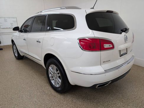 Used 2013 Buick Enclave Convenience FWD image 3