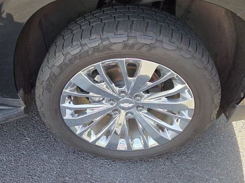 Used 2021 Chevrolet Tahoe Premier RWD image 19