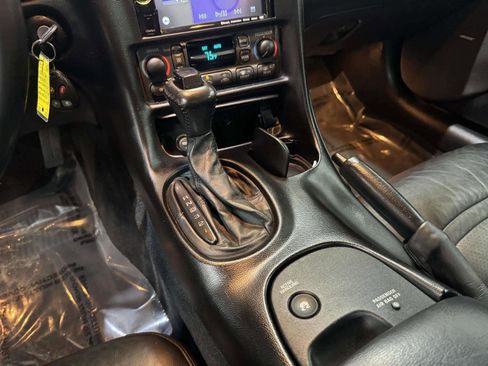 Used 2001 Chevrolet Corvette Coupe w/ Preferred Equipment Group1 RWD image 24
