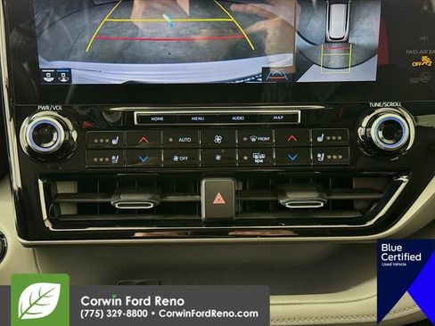 Used 2022 Toyota Highlander Limited image 19