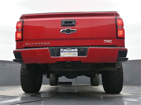 Used 2018 Chevrolet Silverado 1500 Custom w/ Custom Value Package image 45