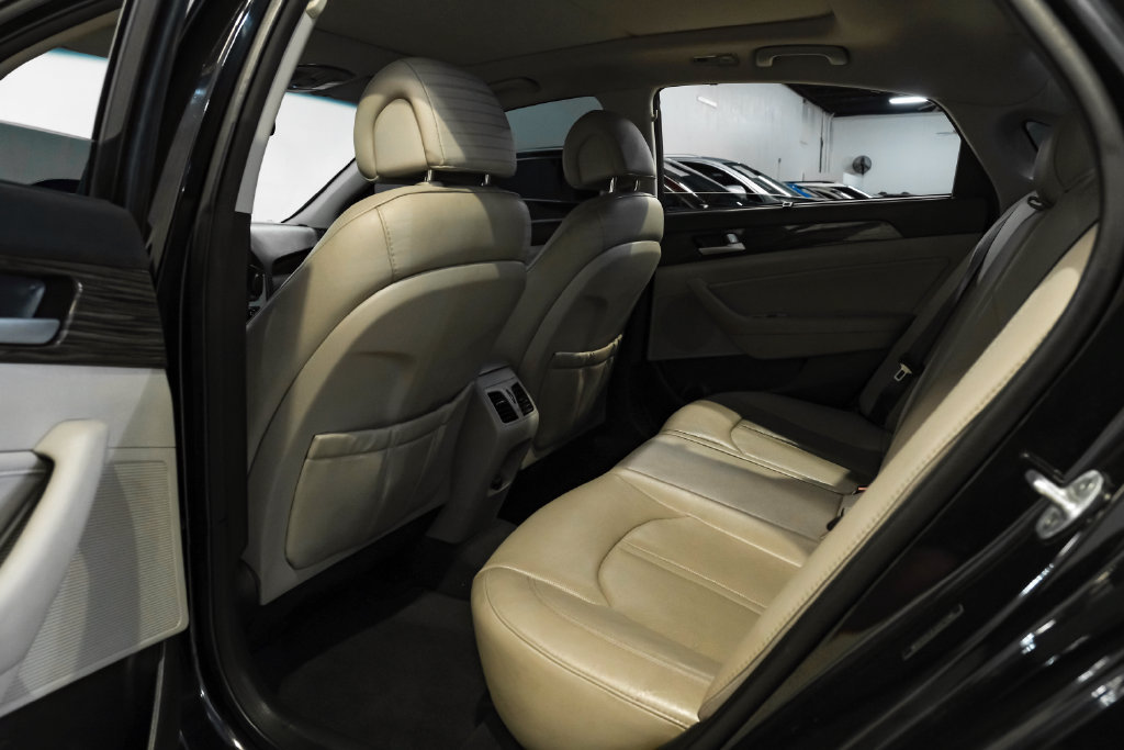 Used 2015 Hyundai Sonata Limited w/ Option Group 05 FWD image 33