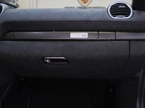 Used 2023 Porsche 718 Cayman GT4 RS image 40