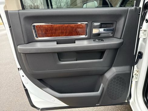 Used 2011 RAM 1500 Laramie image 21