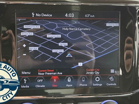 Used 2021 Jeep Grand Cherokee Limited w/ Trailer Tow Group IV AWD/4WD image 15