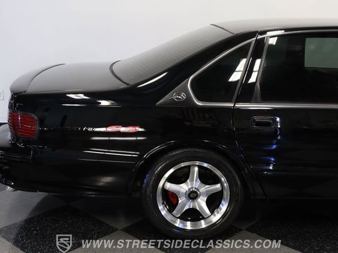 Used 1994 Chevrolet Impala SS RWD image 28