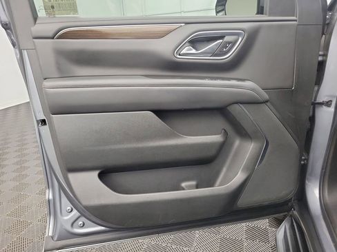 Used 2021 GMC Yukon SLE image 19